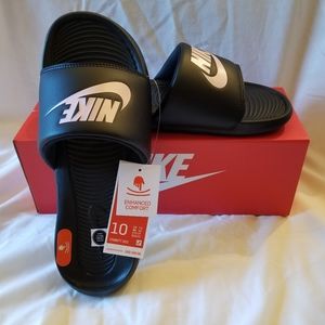 BRAND NEW!! Women's Nike Victori One Women's Slide